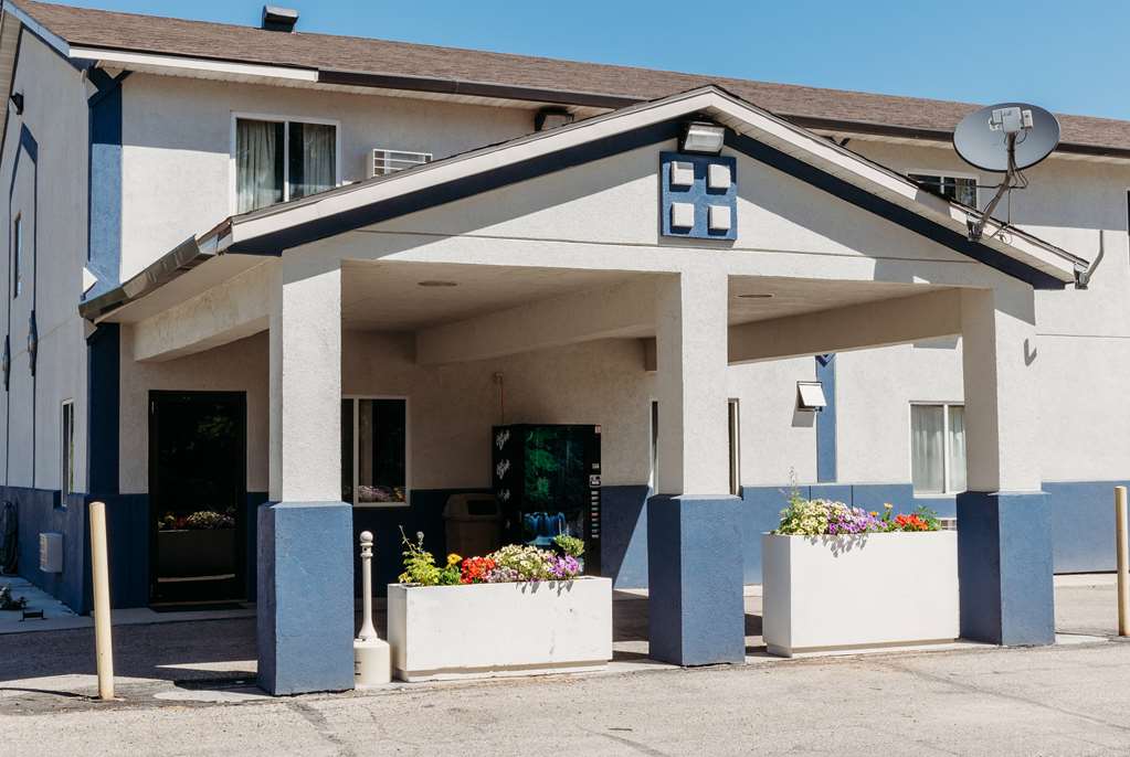 Travelodge by Wyndham Worland - photo 2