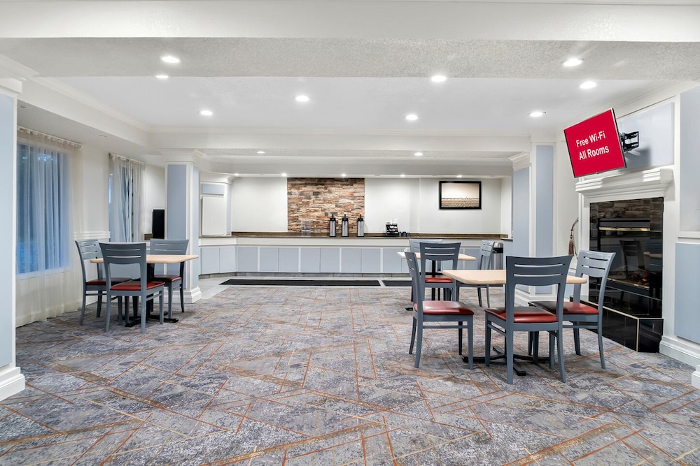 Red Roof Inn Auburn Hills - photo 46