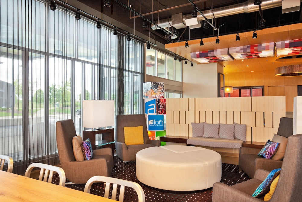 Aloft Bolingbrook - photo 4