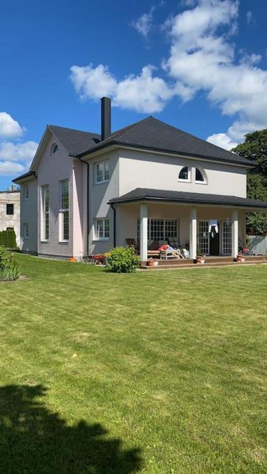 Luxury Villa in Pärnu walking distance from the beach and city centre — 4-Star Luxury Hotel in Paernu, Estonia