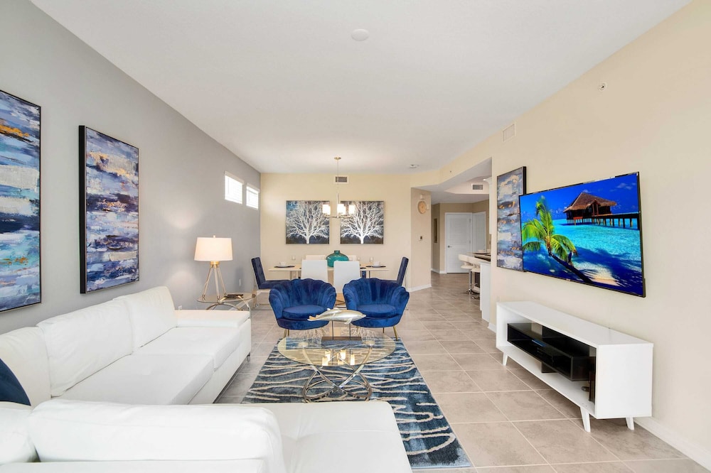 Posh and Spacious 3BD Condo With Patio Pond View and Close to Disney #3sl108 — 4-Star Luxury Hotel in Kissimmee, United States