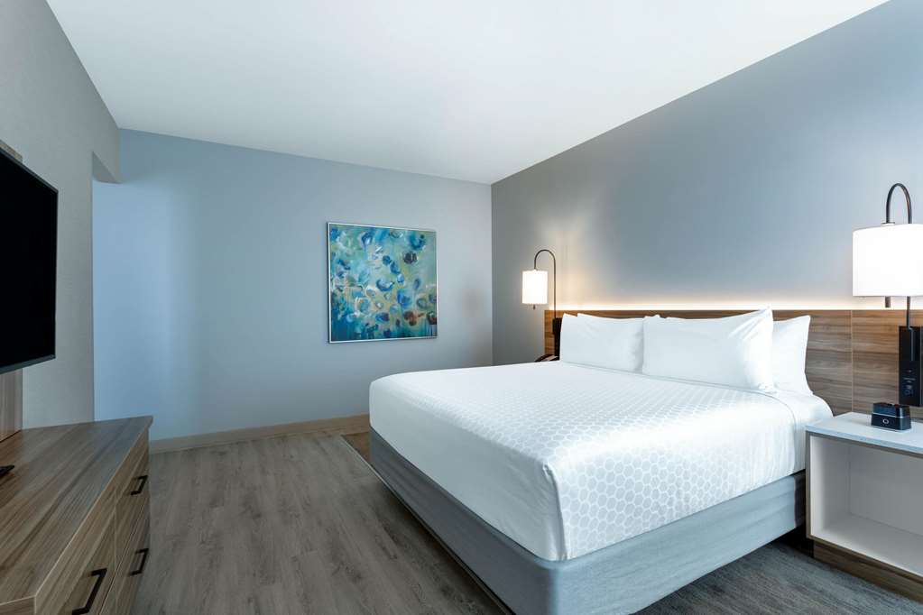 Wyndham Garden Miami International Airport - photo 30