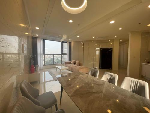 Starlake Daewoo near West Lake Anstay — 4-Star Luxury Hotel in Hanoi, Vietnam
