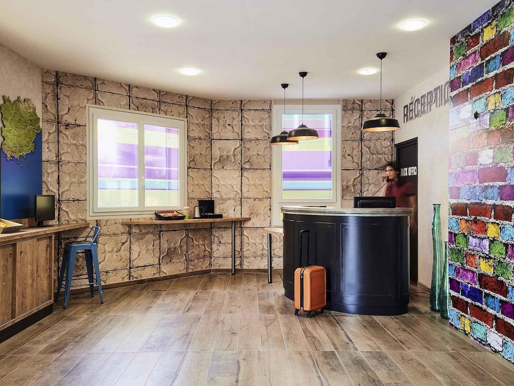 Ibis Styles Hyères Rooftop & Spa in Hyeres, France