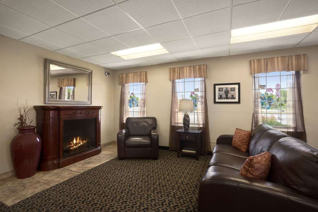 Days Inn by Wyndham Montrose - photo 4