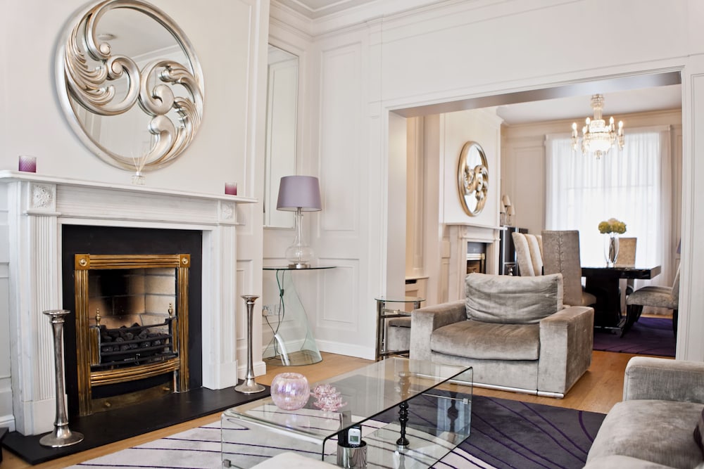 Molly Malone Suite By 5Starstay — 4-Star Luxury Hotel in Dublin, Republic of Ireland