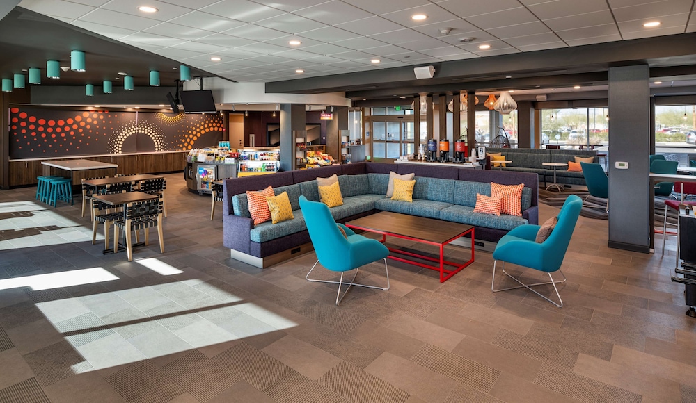 Tru By Hilton Phoenix Glendale Westgate AZ - photo 2