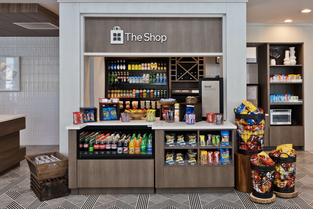 Hilton Garden Inn Birmingham Lakeshore Drive - photo 26