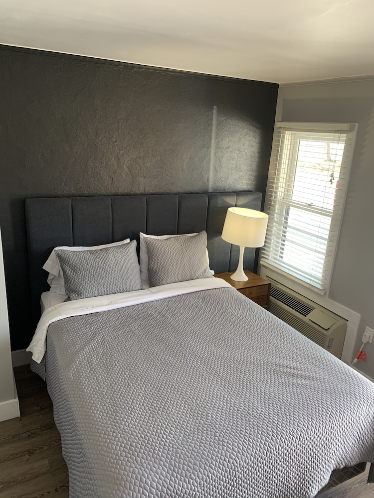 Blue Star Motel - photo 3