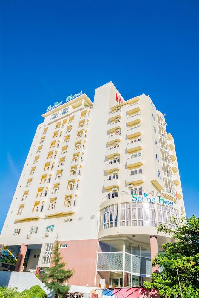 Spring Hotel - carbon neutral hotel in Vung Tau