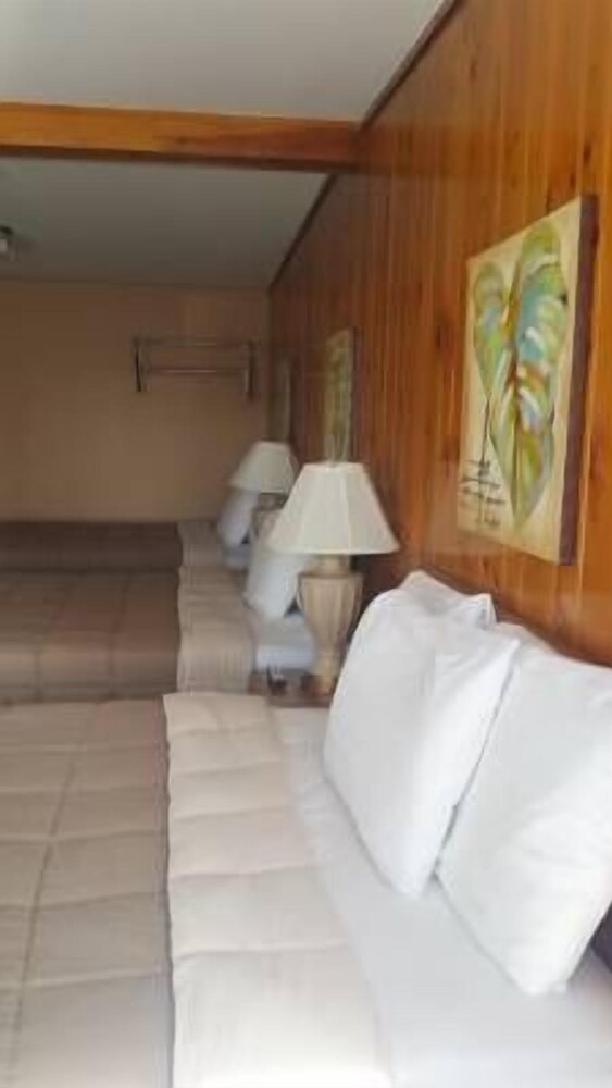 H Motel - photo 14