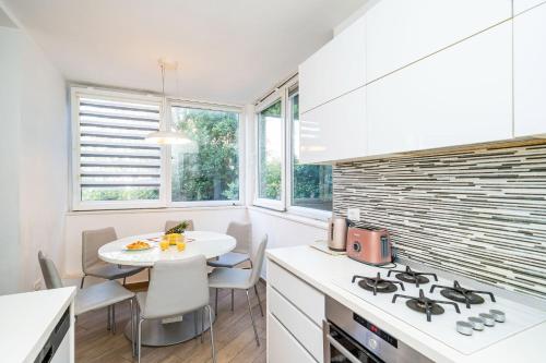 Spacious Two Bedroom Apartment