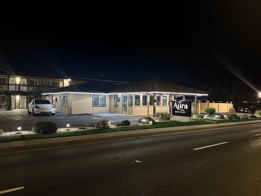 Aura Inn Monterey - photo 119