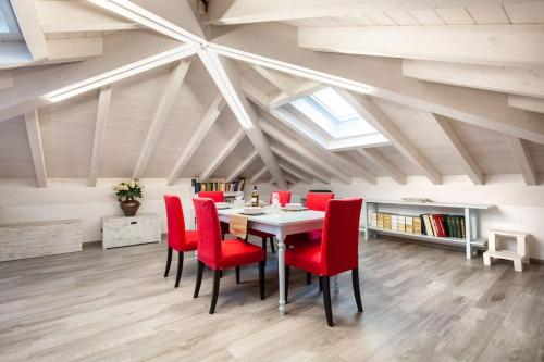 500 Mt. Dal Mare Wifi Clima & Design — 4-Star Luxury Hotel in Porto San Giorgio, Italy
