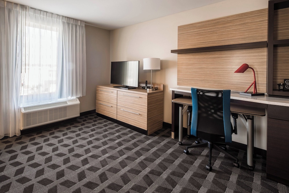 TownePlace Suites by Marriott Cleveland - photo 17