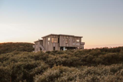 Strandhotel Zoomers — hotel in Castricum