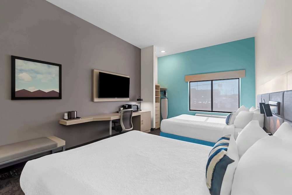 Best Western Plus Ogallala Inn - photo 22