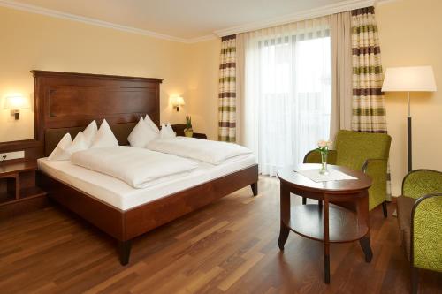 Armenopolis - carbon neutral hotel in Gherla