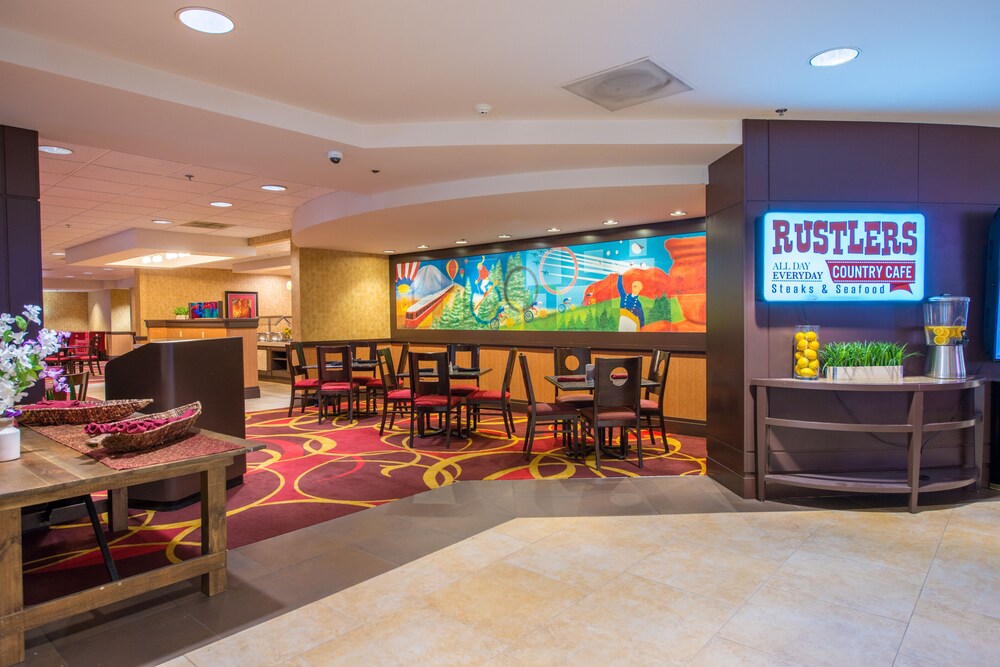 Hotel Elegante Conference & Event Center Colorado Springs - photo 32