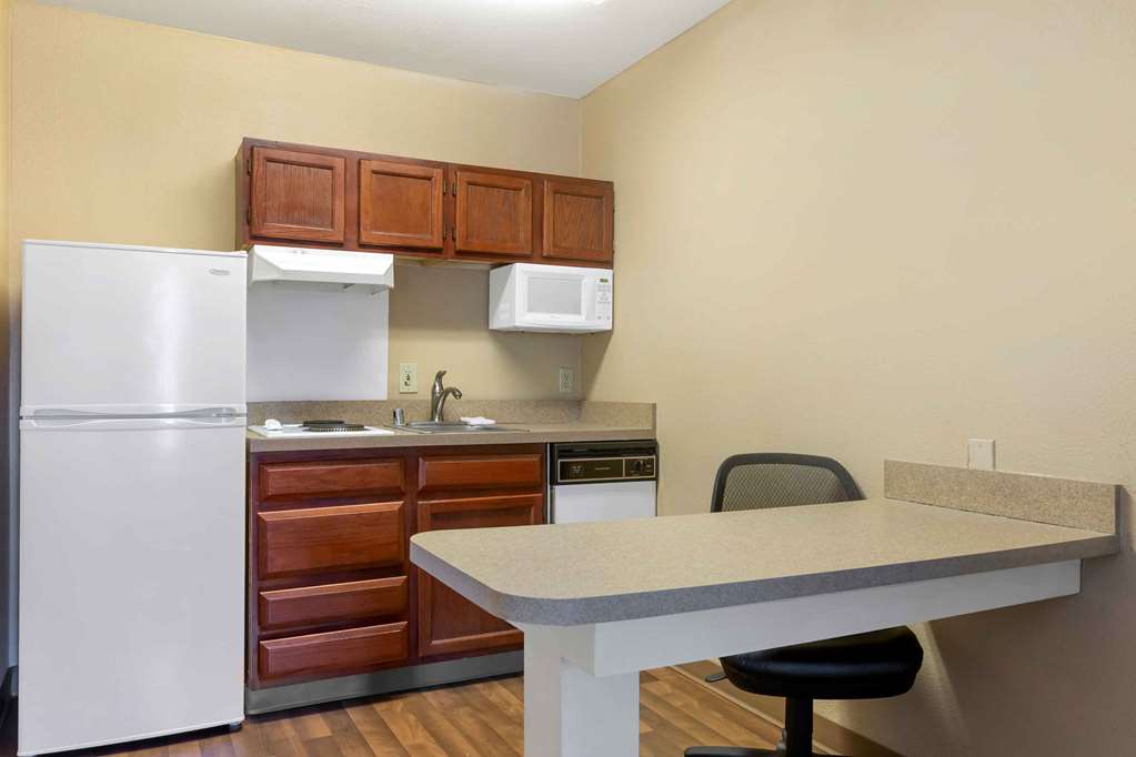 Extended Stay America Phoenix Chandler E. Chandler Blvd. - photo 26