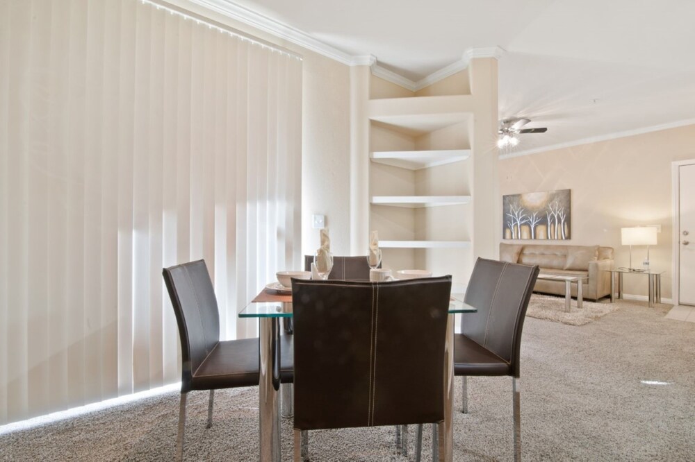 Global Luxury Suites in Cupertino - photo 21