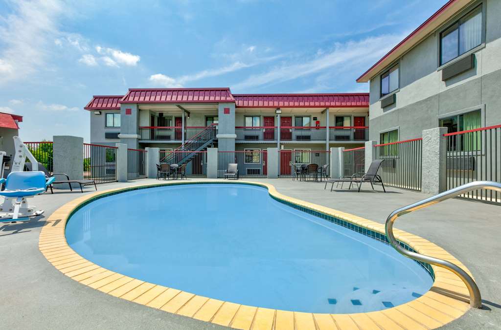 Super 8 by Wyndham New Braunfels I 35 - photo 6