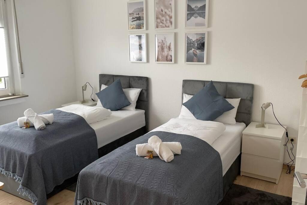 Apart54 Modern Design I Garden with Terrace I Smart TV I Free Parking I Free WiFi — 4-Star Luxury Hotel in Hamm, Germany