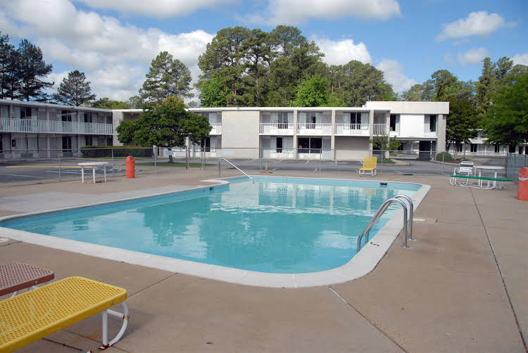 Quarterpath Inn and Suites - photo 2