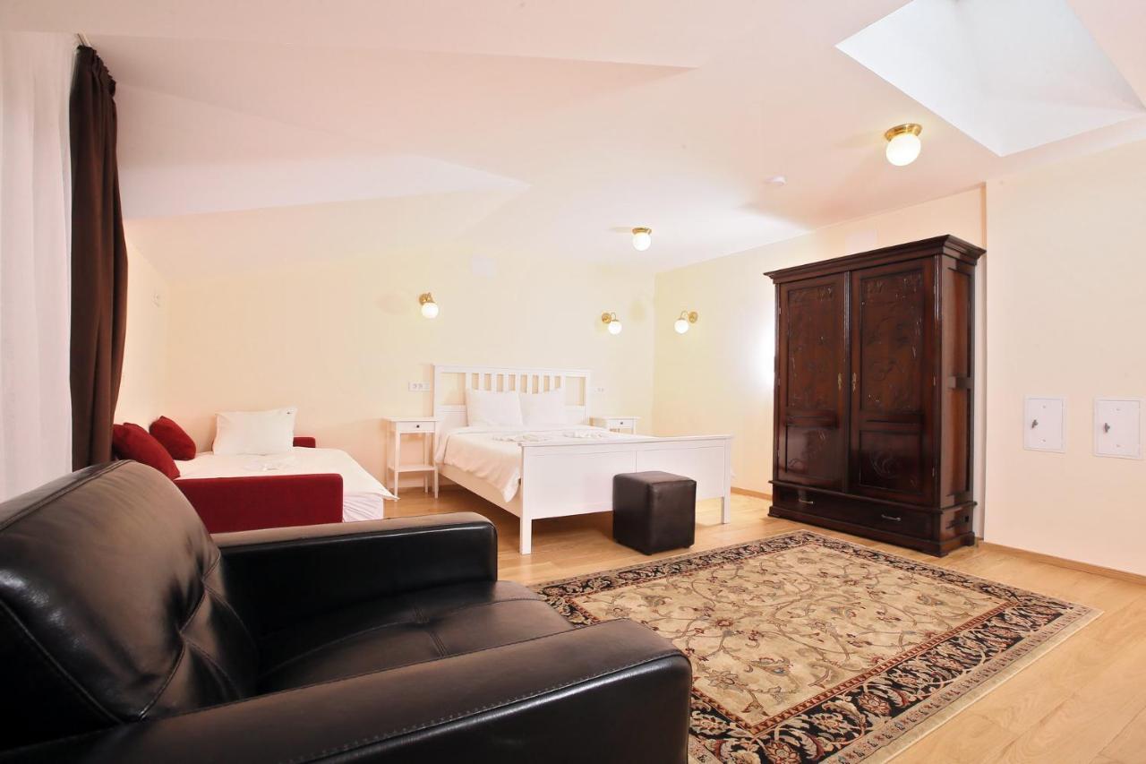 Boutique Apartments Oradea — 4-Star Luxury Hotel in Oradea, Romania