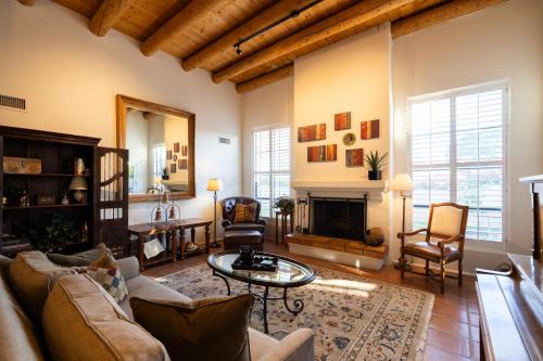 Phoenix Claremont — Phoenix