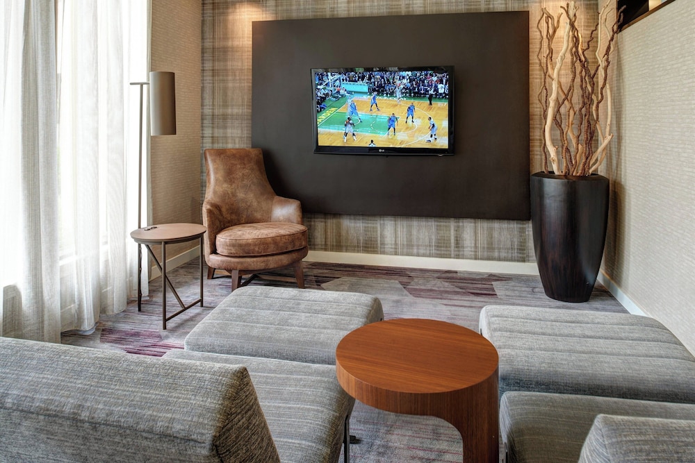 Courtyard by Marriott Chicago Oakbrook Terrace - photo 36