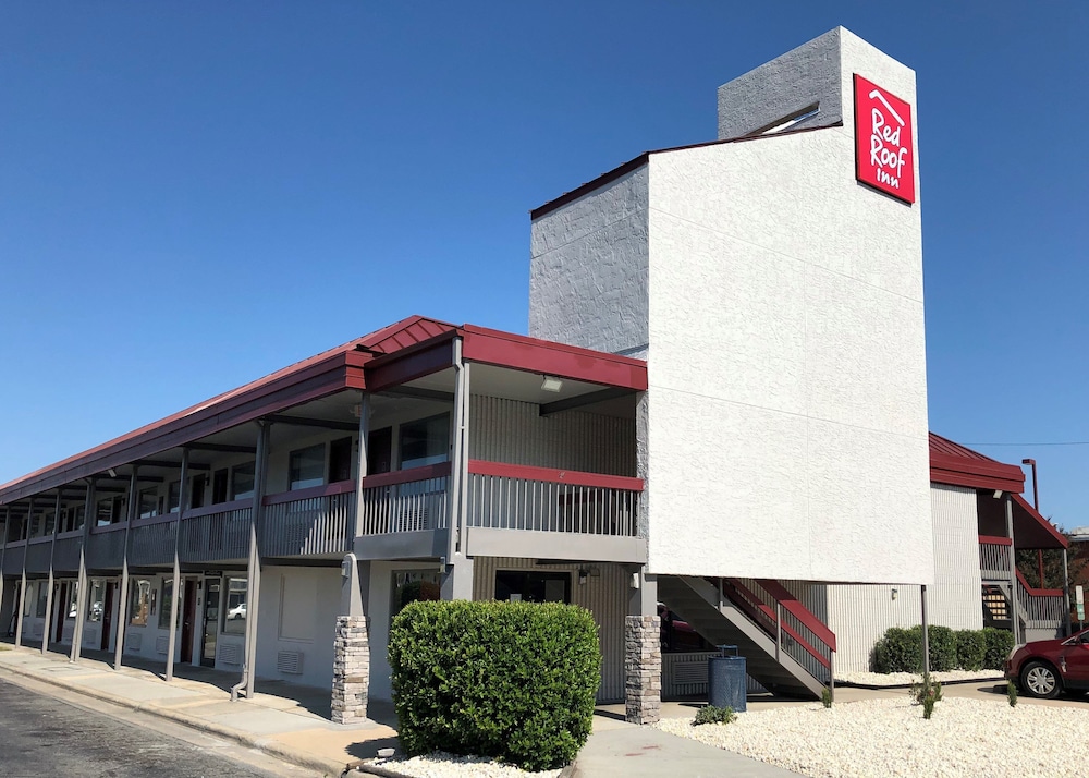 Red Roof Inn Greenville NC - photo 17
