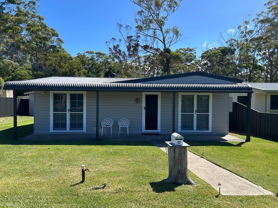 Elanora home by the sea in Sussex Inlet — 4-Star Luxury Hotel in Sussex Inlet, Australia
