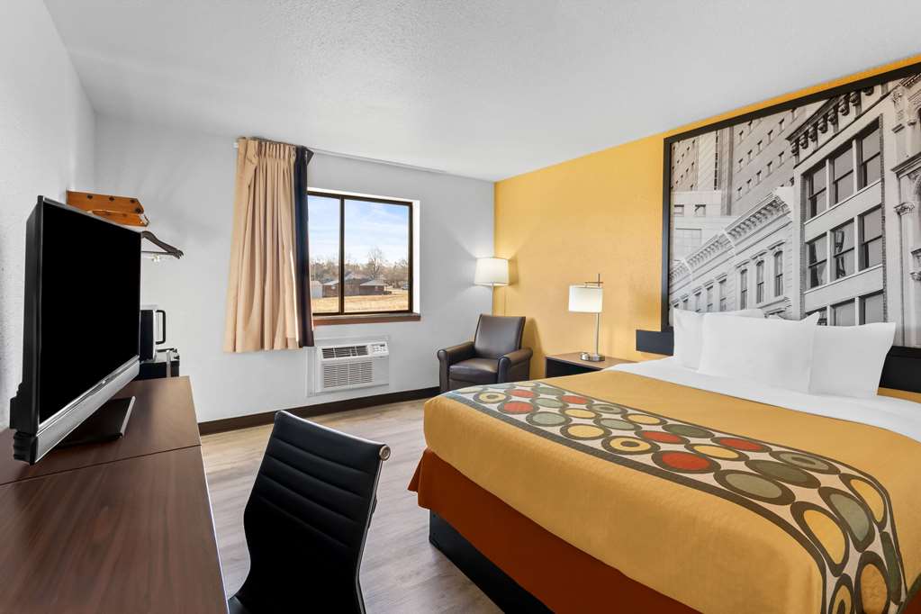 Super 8 by Wyndham Elizabethtown - photo 25