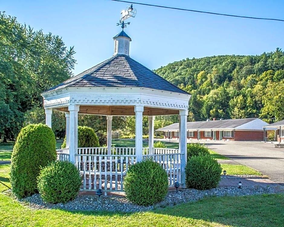 Rodeway Inn Marshall Manor - featured photo