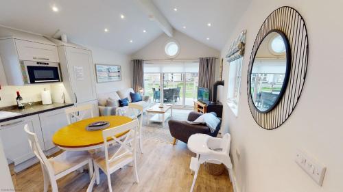 Bay Breeze Part of the The Bay Filey Holiday Village with pool gym and direct beach access pub restaurant tennis and meadows walks