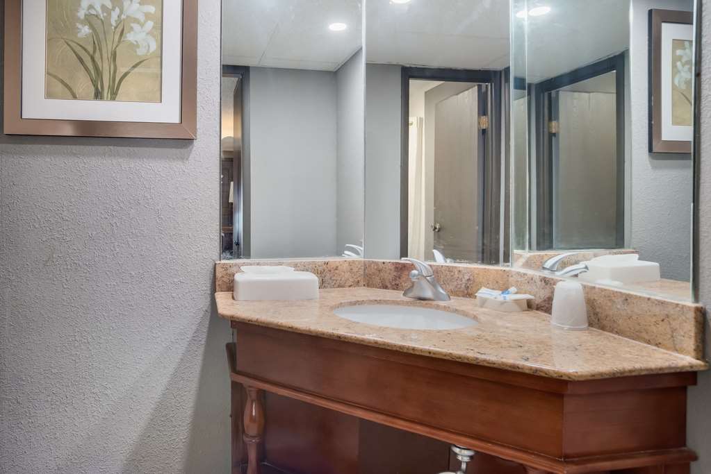 Rodeway Inn Carlisle North - photo 23