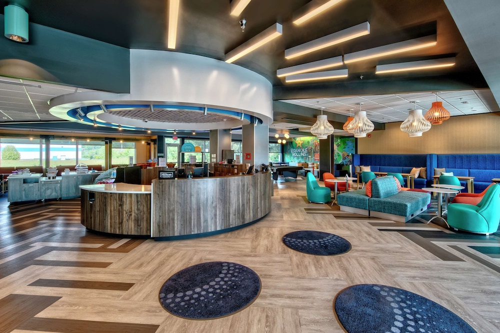 Tru By Hilton Roanoke Hollins - photo 4