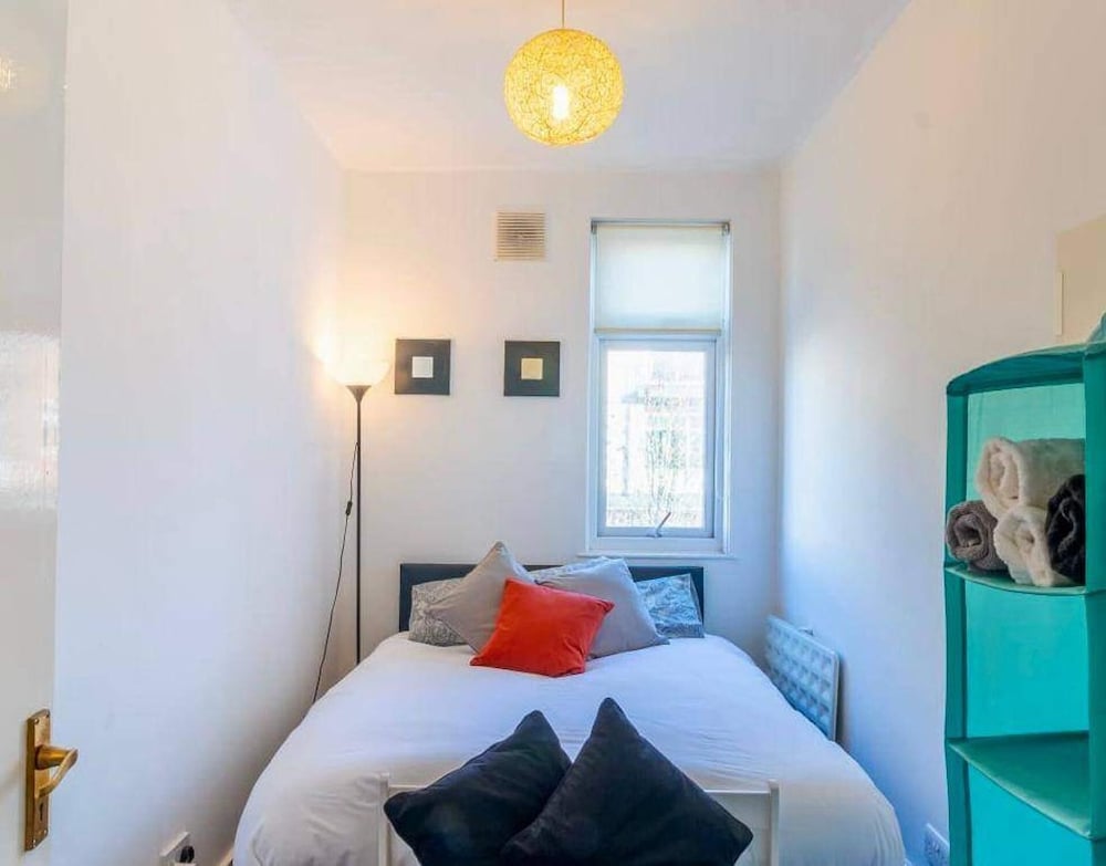 Rayleigh Retreat spacious Family 3 Bed Apartment — Rayleigh — photo 3