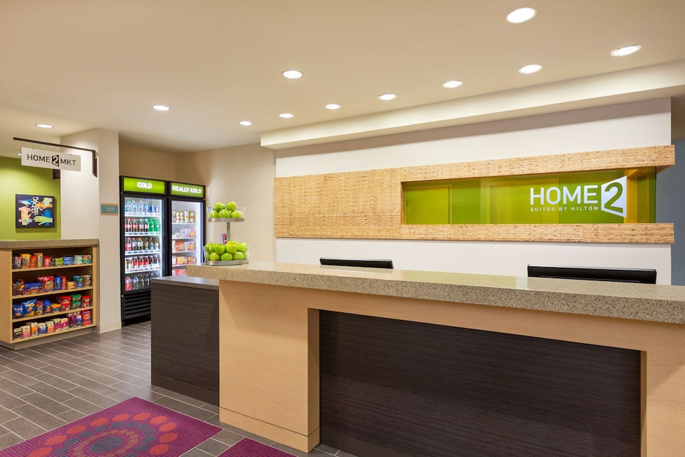 Home2 Suites by Hilton Farmington Bloomfield - photo 4