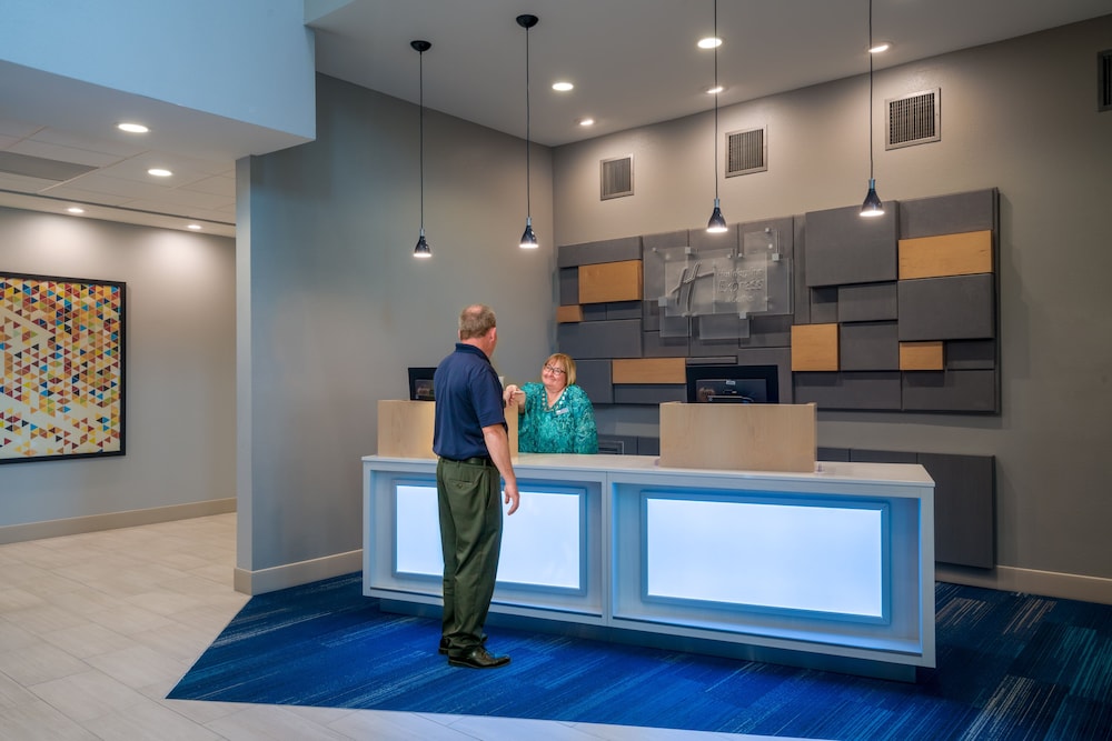 Holiday Inn Express & Suites St Peters by IHG - photo 114