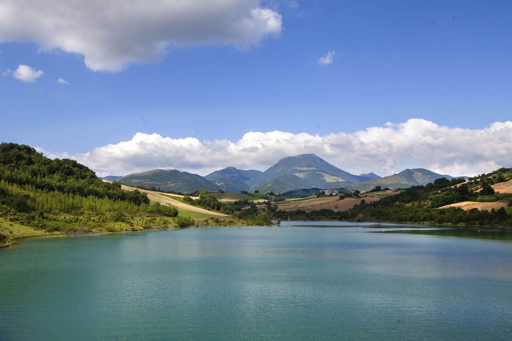Colle Sul Lago — hotel in Cingoli