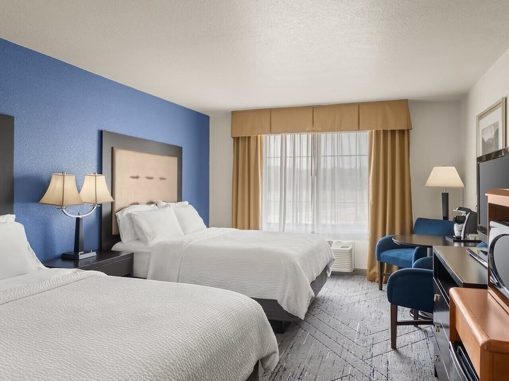 Holiday Inn Express & Suites New Buffalo by IHG - photo 6