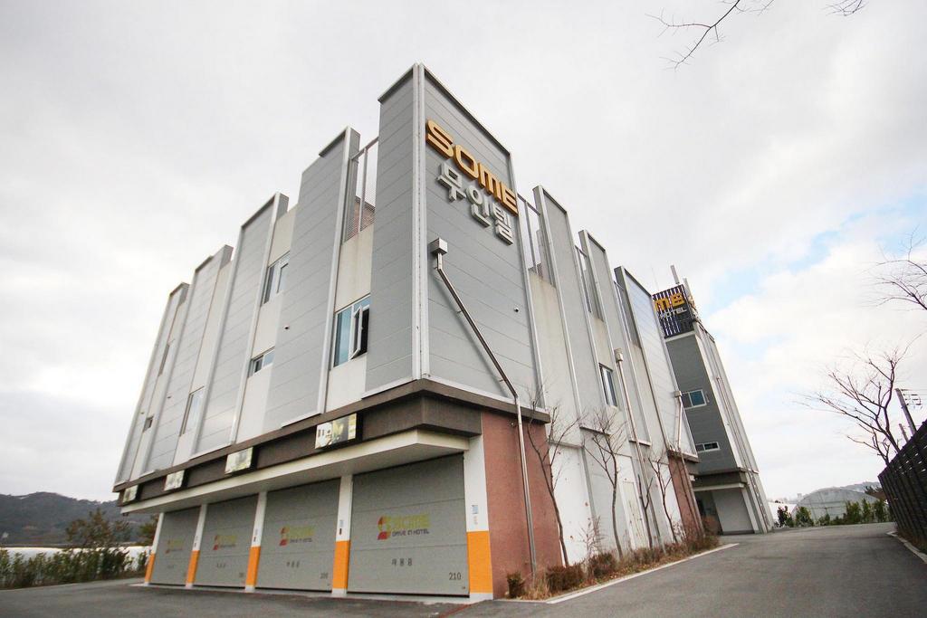 Jeongeup Some Self Check in Motel in Jeongeup, South Korea