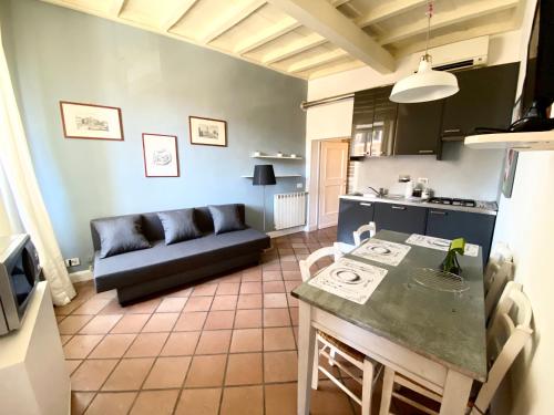 Trastevere Rome S Heart Charming Appartment 888 — 4-Star Luxury Hotel in Rome, Italy
