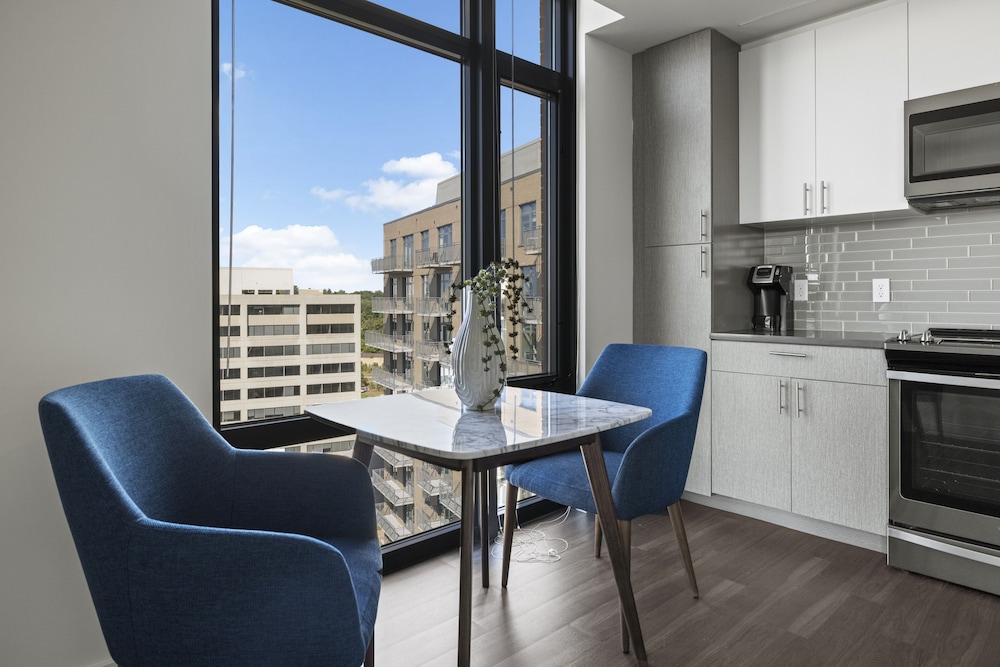 Placemakr Marymount Ballston - photo 89