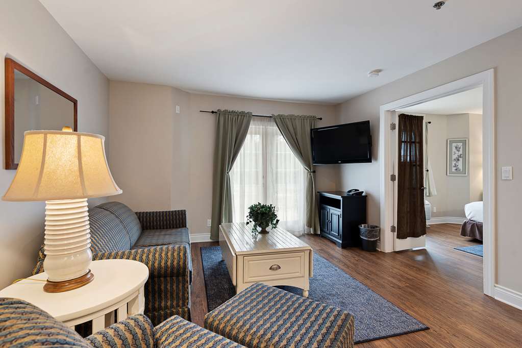 Charlevoix Inn & Suites SureStay Collection by Best Western - photo 18