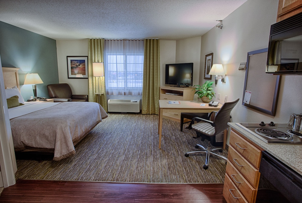 Candlewood Suites Fargo N. Dakota State University by IHG - photo 6