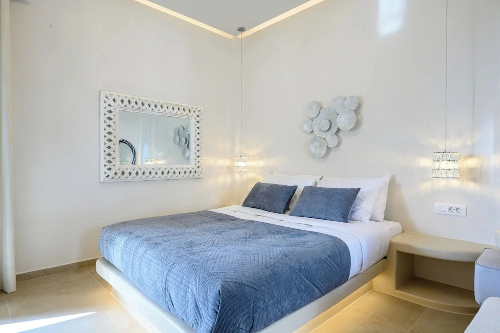 Galaria Serenity Suites in Fira, Greece