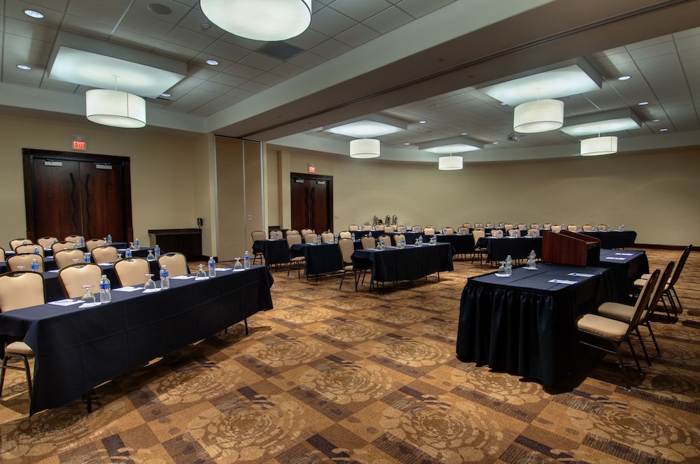 Hilton Garden Inn Cleveland East Mayfield Village - photo 23